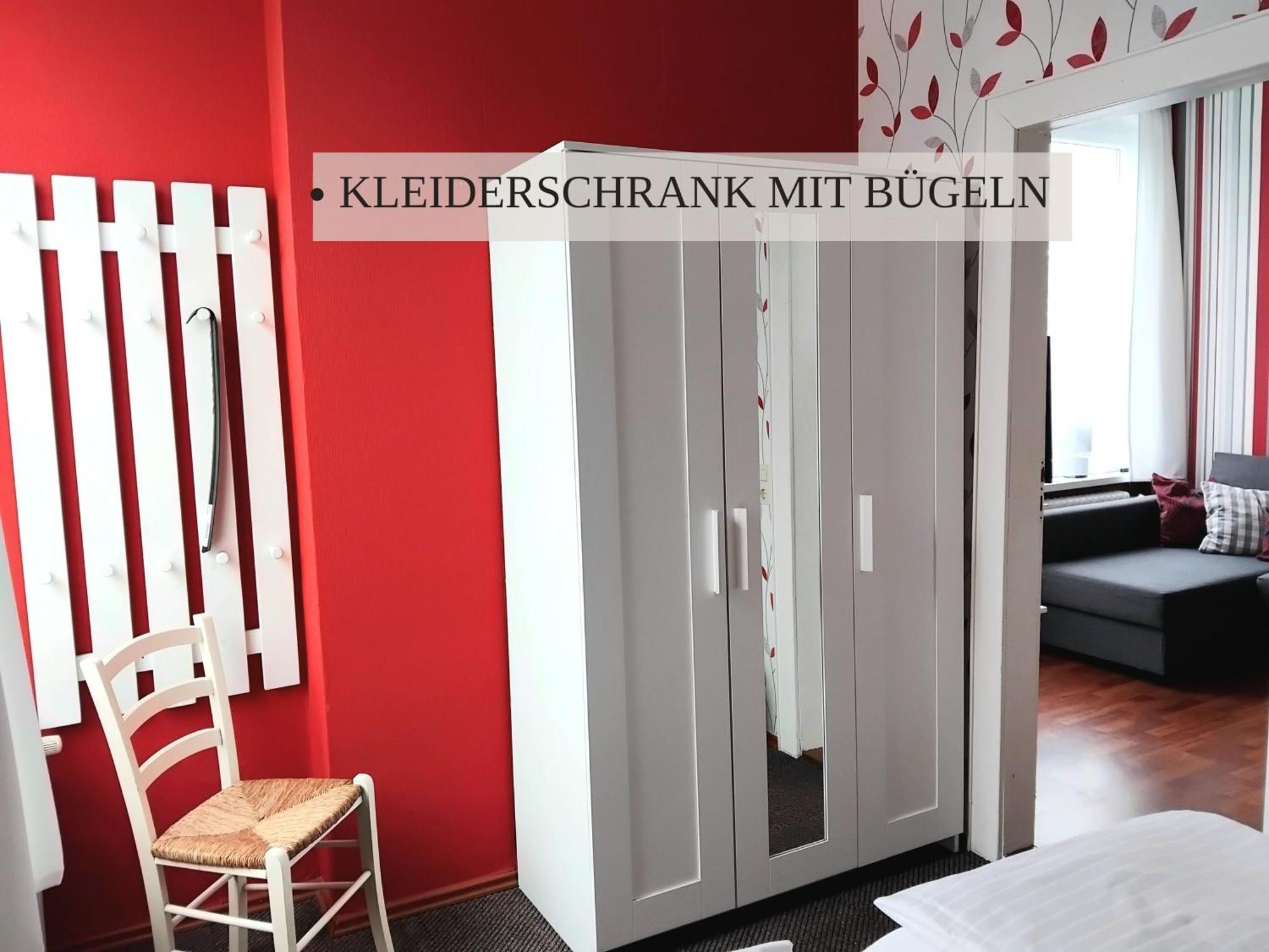 Haus Krabbe Apartments, Zentral Gelegen Im Idyllischen Nordseeort Zwischen Bremerhaven Und Cuxhaven, Hunde Kostenfrei Willkommen, Hauseigene Kostenfreie Parkplaetze فريمين المظهر الخارجي الصورة